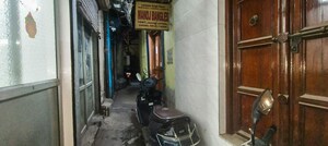  Shop – Entrance View at Chandni Chowk - for Sale