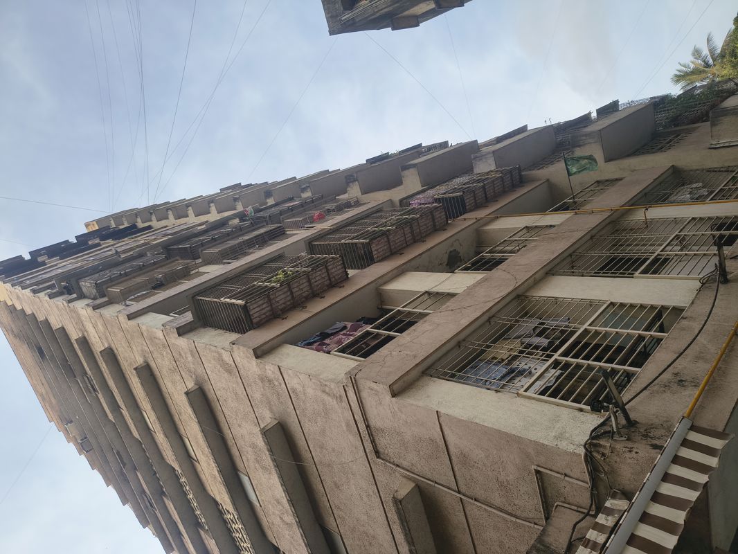 1 BHK + Pooja Room 450 Sq.Ft. Apartment in Venus Towers