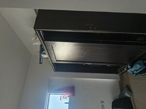 Furnished Amenities in 1 BHK Apartment at Venus Towers, Kurla – for Rent