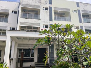  Villa For Sale in Thiruporur