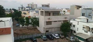  Land For Sale in Vasna Road