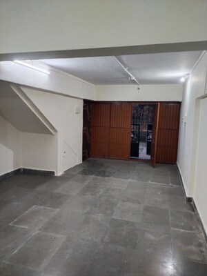 Room in  Warehouse at Chembur Gaothan, Chembur – for Rent
