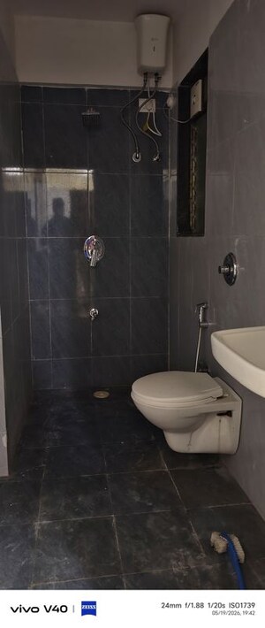 Bathroom in 1 BHK Apartment at Tilak Nagar – for Rent
