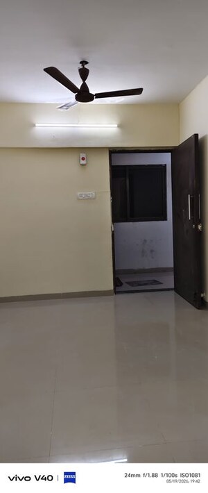 Room in 1 BHK Apartment at Tilak Nagar – for Rent