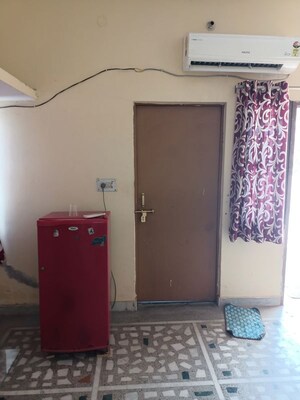  1 RK Builder Floor at Vineet Khand – for Rent