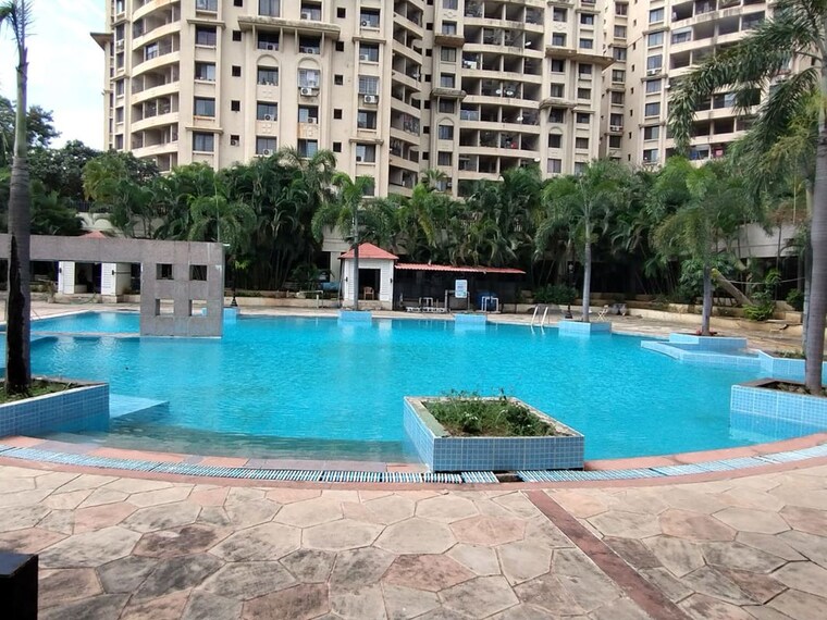 Swimming Pool, kumar-kruti 3 Bedroom 1650 Sq.Ft. Apartment In Kalyani Nagar Pune 10384948