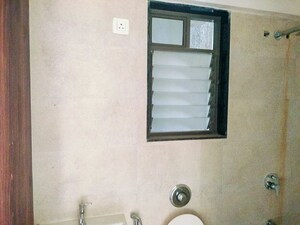Room in  Apartment at Kandivali West – for Sale