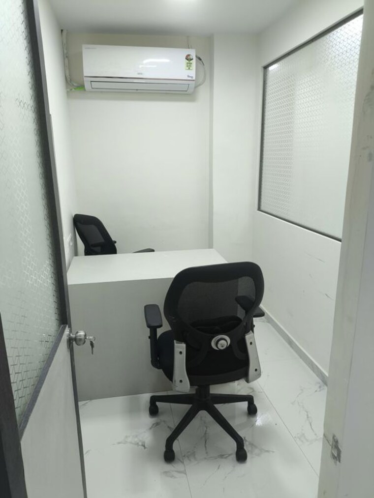 Team Area, prabhadevi Commercial Office Space 1200 Sq.Ft. In Prabhadevi Mumbai 10384983