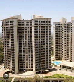 2 BHK + Store Room Apartment For Rent in Raheja Tipco Heights