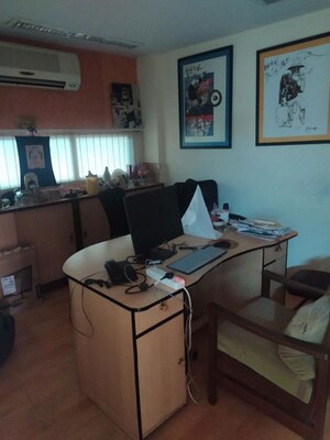  Office Space For Rent in Prabhadevi