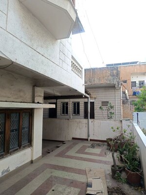 1 BHK Apartment For Rent in Jivraj Park