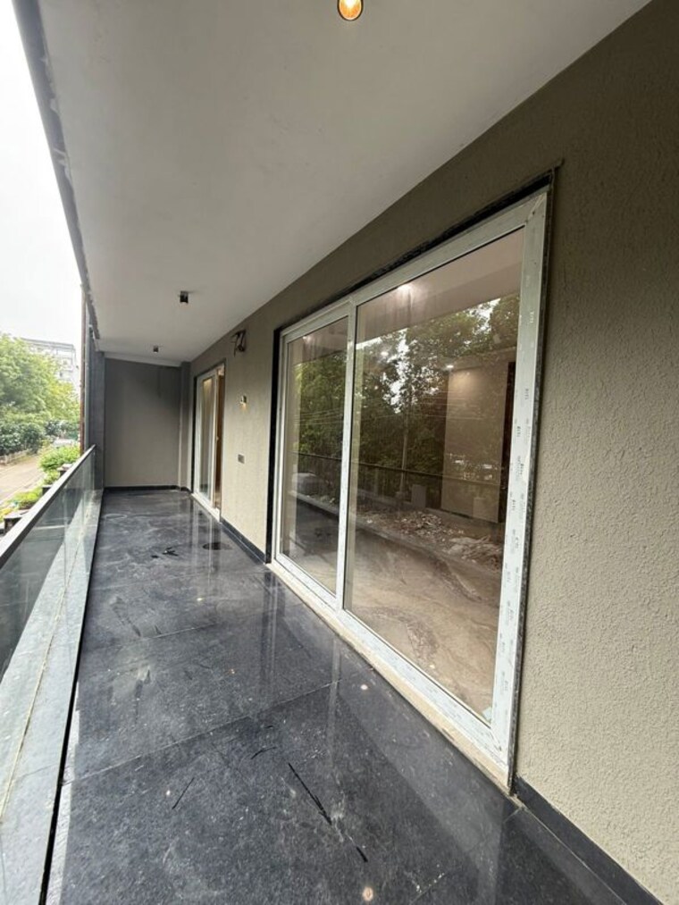 Balcony, sector 23 4 Bedroom 342 Sq.Yd. Builder Floor In Sector 23 Gurgaon 10274874