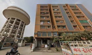  Apartment For Sale in Tragad