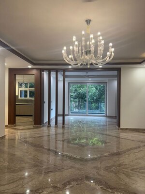 Room in 4 BHK Builder Floor at Sector 23 – for Sale