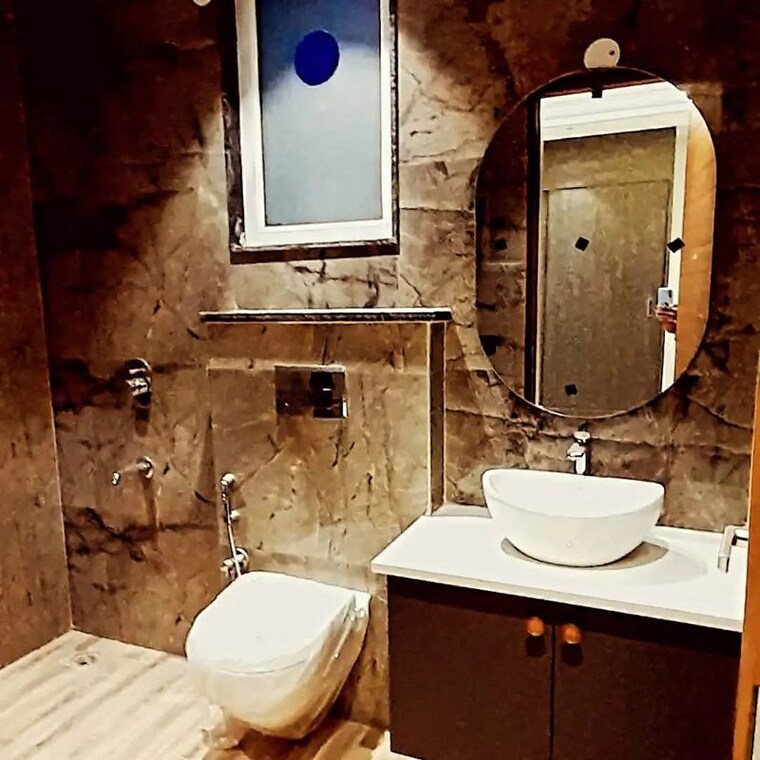 Attached Bathroom, sector 102 4 Bedroom 295 Sq.Yd. Builder Floor In Sector 102 Gurgaon 10245684