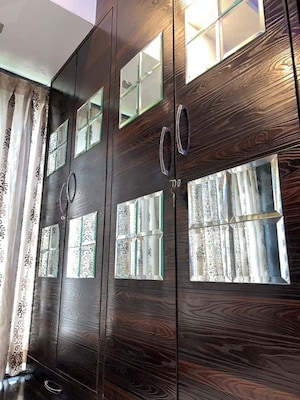  2 BHK Apartment at Lokhandwala Complex – for Rent