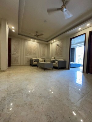 Room in  Apartment at Chattarpur – for Sale