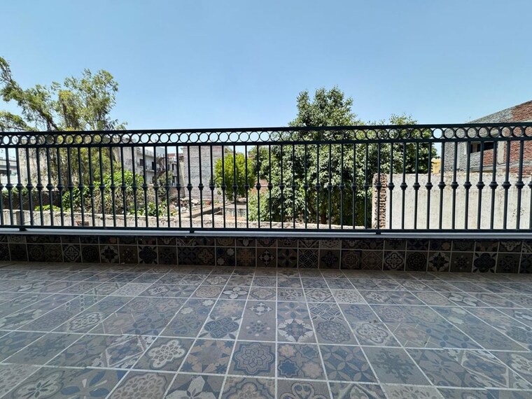 Balcony, chattarpur  1250 Sq.Ft. Apartment In Chattarpur Delhi 10385206