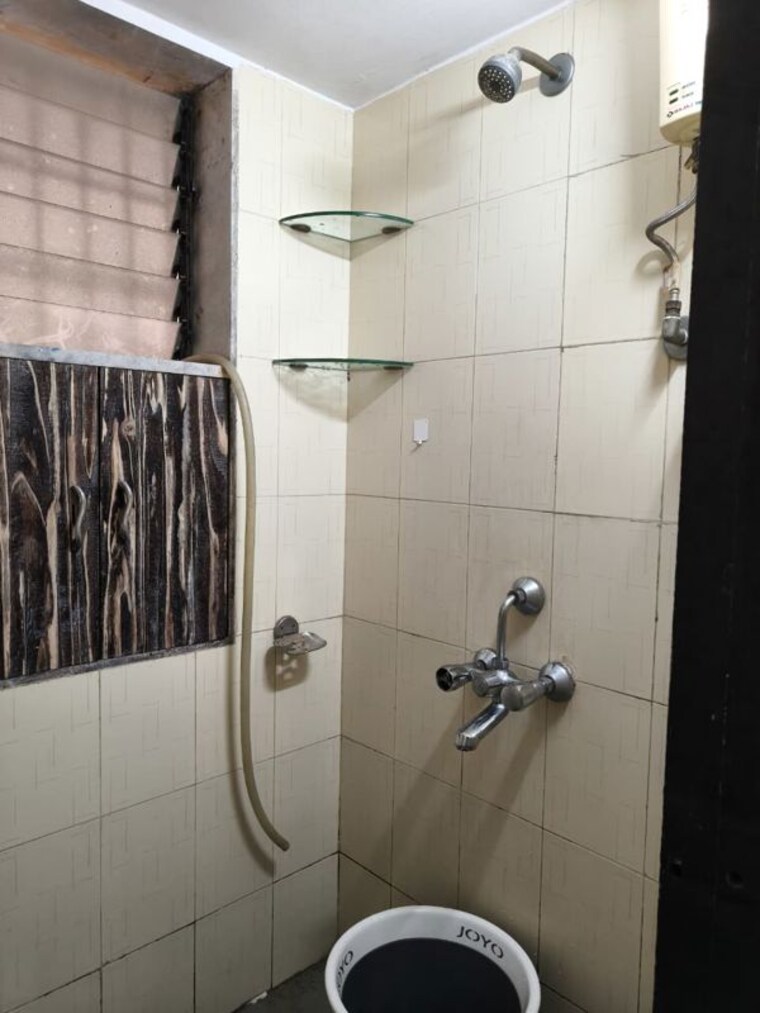 Bathroom, sai-milan-chs 1 Bedroom 400 Sq.Ft. Apartment In Worli Mumbai 10385213