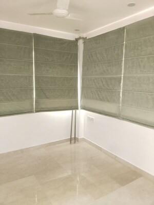 Room in 3 BHK Builder Floor at Sarita Vihar – for Rent