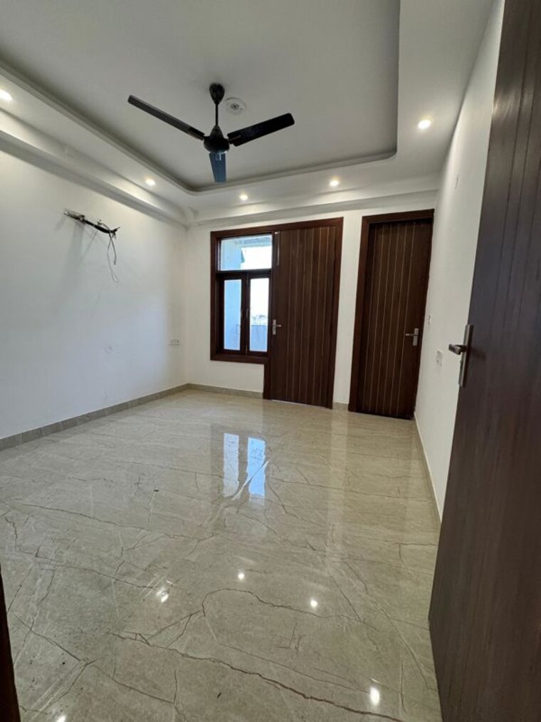 Room, chattarpur 3 Bedroom 1400 Sq.Ft. Apartment In Chattarpur Delhi 10385219