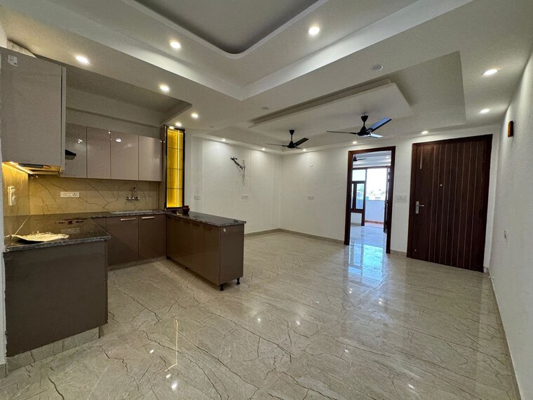  Parking, chattarpur 3 Bedroom 1400 Sq.Ft. Apartment In Chattarpur Delhi 10385219