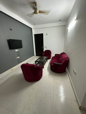 Team Area in 2 BHK Builder Floor at Ardee City, Sector 52 – for Rent