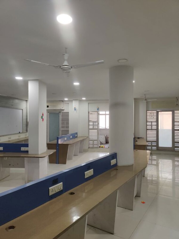 Team Area, palace-orchard-chs Commercial Office Space 900 Sq.Ft. In Mohammadwadi Pune 10385290