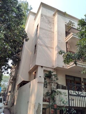  Builder Floor – Exterior View View at Saket - for Sale