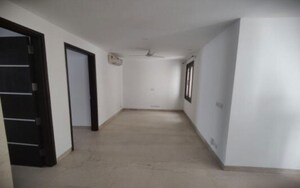 Room in 3 BHK Builder Floor at Greater Kailash – for Rent