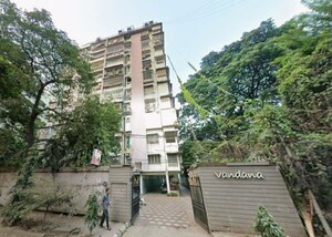  Apartment For Sale in Alipore