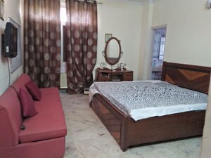 Bedroom in 1 BHK Apartment at Panchsheel Park – for Rent