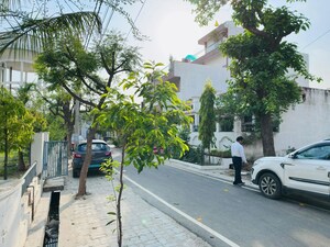 Parking in 4 BHK Independent House at Indira Nagar – for Sale