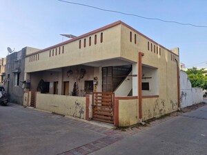  Independent House For Sale in Isanpur