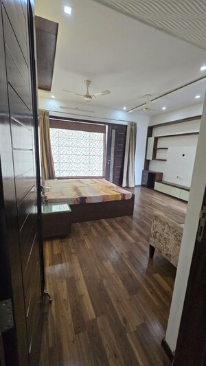 Bedroom in 3 BHK Builder Floor at Sector 8 – for Rent