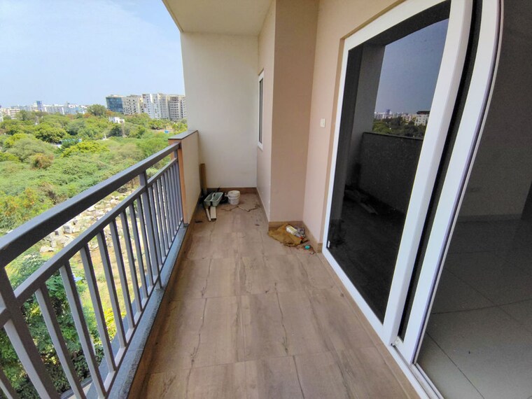 Balcony, qutubullapur  2015 Sq.Ft. Apartment In Qutubullapur Hyderabad 10385547
