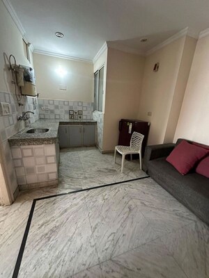 Team Area in 2 BHK Builder Floor at Sector 15 – for Rent