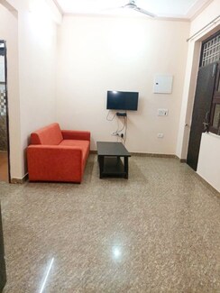 2 BHK Builder Floor For Rent in Police Line