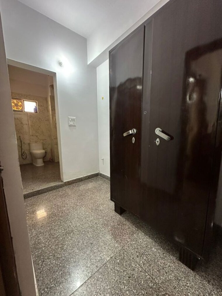 Room, sector 15 ii 2 Bedroom 1350 Sq.Ft. Builder Floor In Sector 15 ii Gurgaon 10385651
