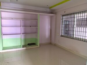 Room in  Apartment at Nunna – for Sale