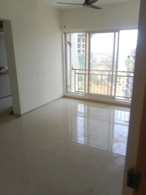 2 BHK Apartment For Rent in Navkar City, Naigaon East