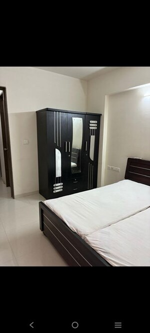 Room in 2 BHK Apartment at Gala Marigold, Bopal – for Rent
