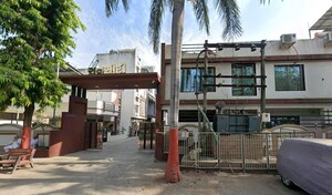  Independent House For Sale in Mota Varachha