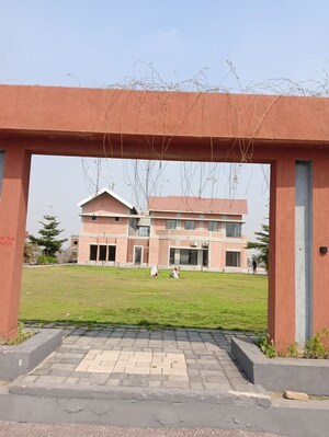  Plot – Exterior View View at Vidhan Sabha Marg - for Sale