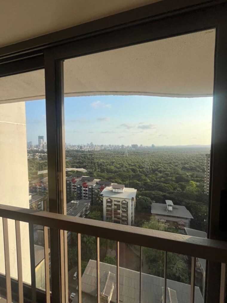 Balcony, kalpataru-srishti-namaah 3 Bedroom 1200 Sq.Ft. Apartment In Mira Road Thane 10386155