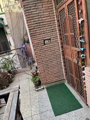 2 BHK Independent House – Exterior View View at Rohini Sector 5 - for Rent