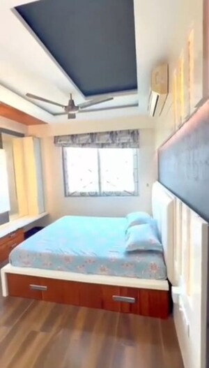 Bedroom in 4 BHK Apartment at Egmore – for Rent