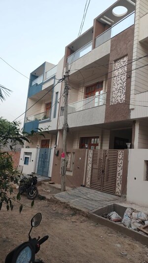 3 BHK Villa – Exterior View View at Arsha Madhav Greens, Gomti Nagar - for Sale