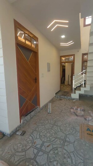Room in 3 BHK Villa at Arsha Madhav Greens, Gomti Nagar – for Sale