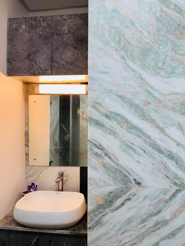 Bathroom, phi ii greater noida 6+ Bedroom 120 Sq.Mt. Independent House In Phi Ii Greater Noida Greater Noida 10386195